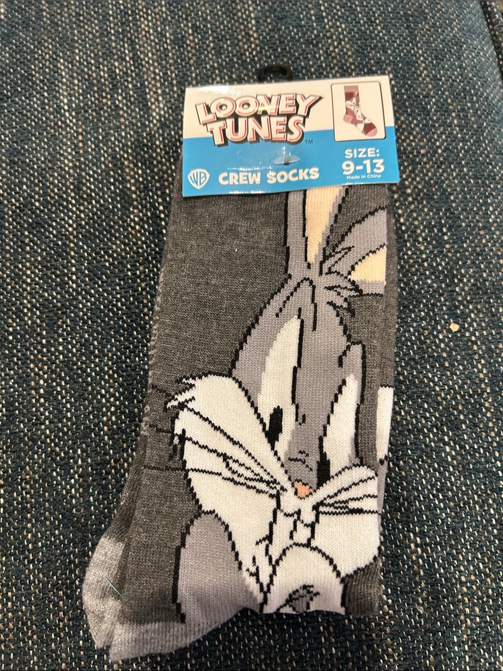 Looney Tunes Bugs Bunny Grey Crew Socks - Size 9-13